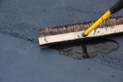 Commercial Asphalt Sealing in Miami Dade County, FL
