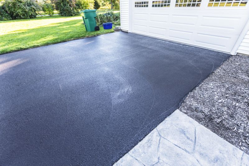 Tar Driveway Sealing in Fort Myers, FL